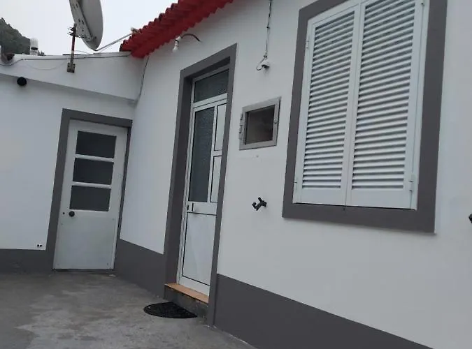 Casas Da Tia Florinda - Casa Flor De Laranjeira